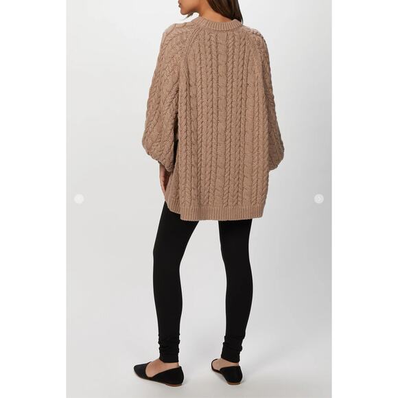 MR MITTENS Chunky Cable Jumper in Almond Size M/L NWT - Picture 2 of 9